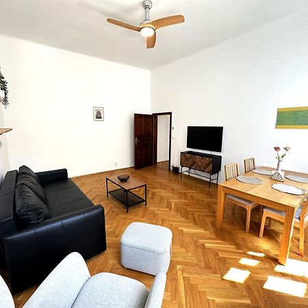 Black Eagle Apartments Πράγα Εξωτερικό φωτογραφία