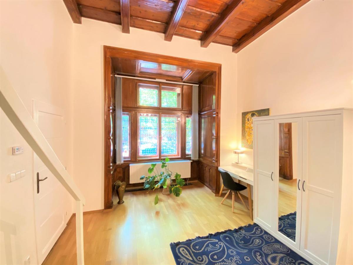 Black Eagle Apartments Πράγα Εξωτερικό φωτογραφία