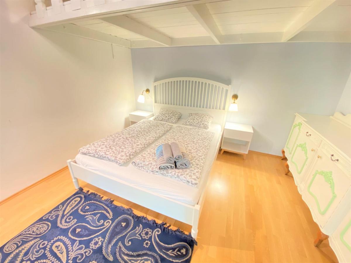 Black Eagle Apartments Πράγα Εξωτερικό φωτογραφία