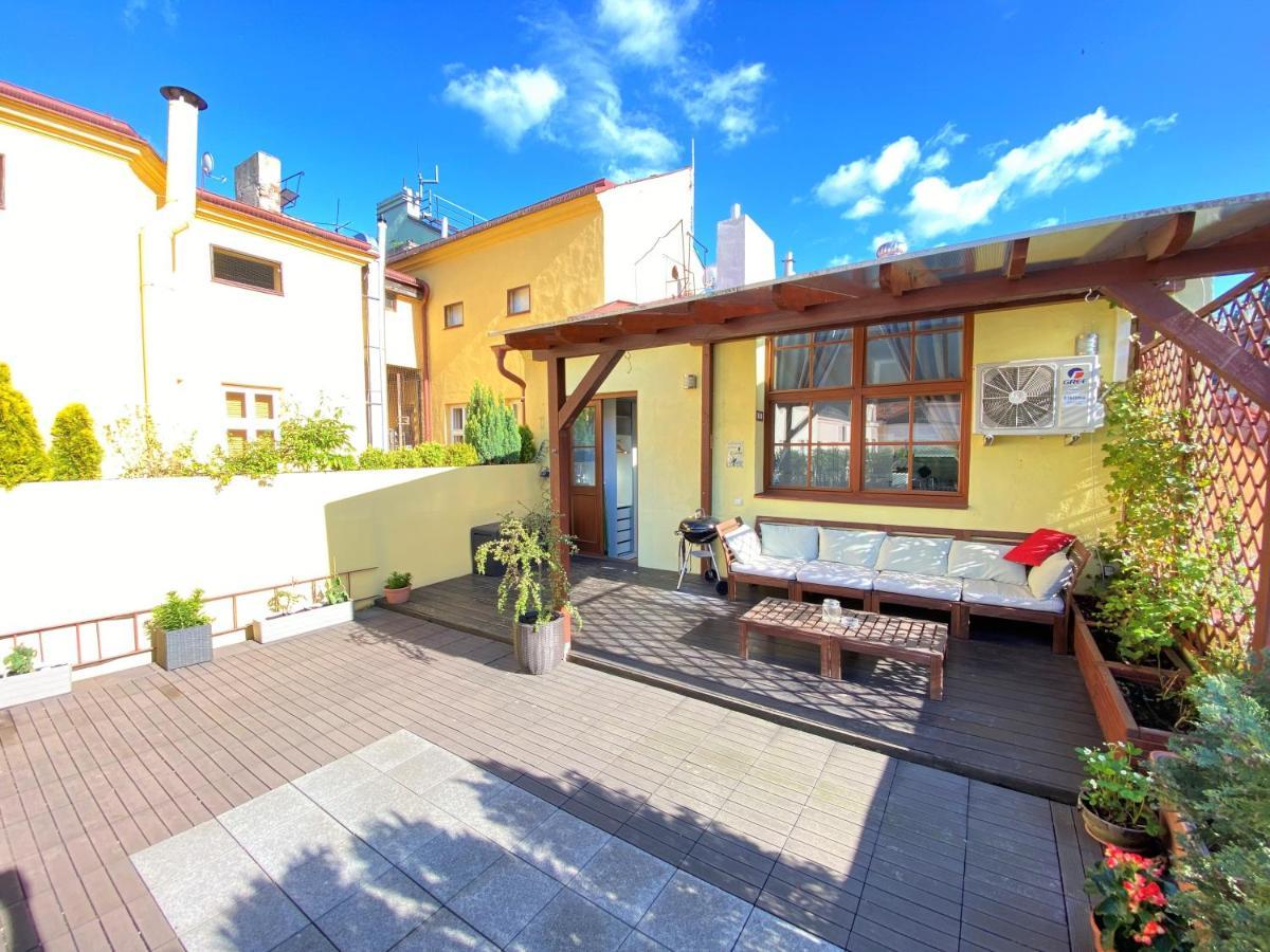 Black Eagle Apartments Πράγα Εξωτερικό φωτογραφία