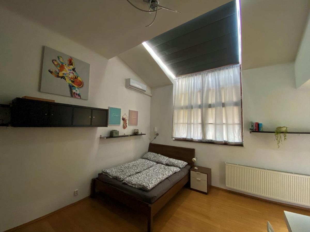 Black Eagle Apartments Πράγα Εξωτερικό φωτογραφία