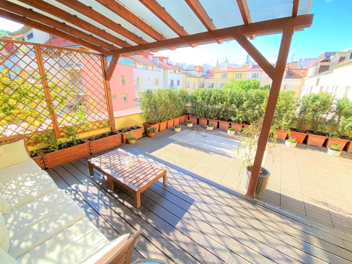 Black Eagle Apartments Πράγα Εξωτερικό φωτογραφία