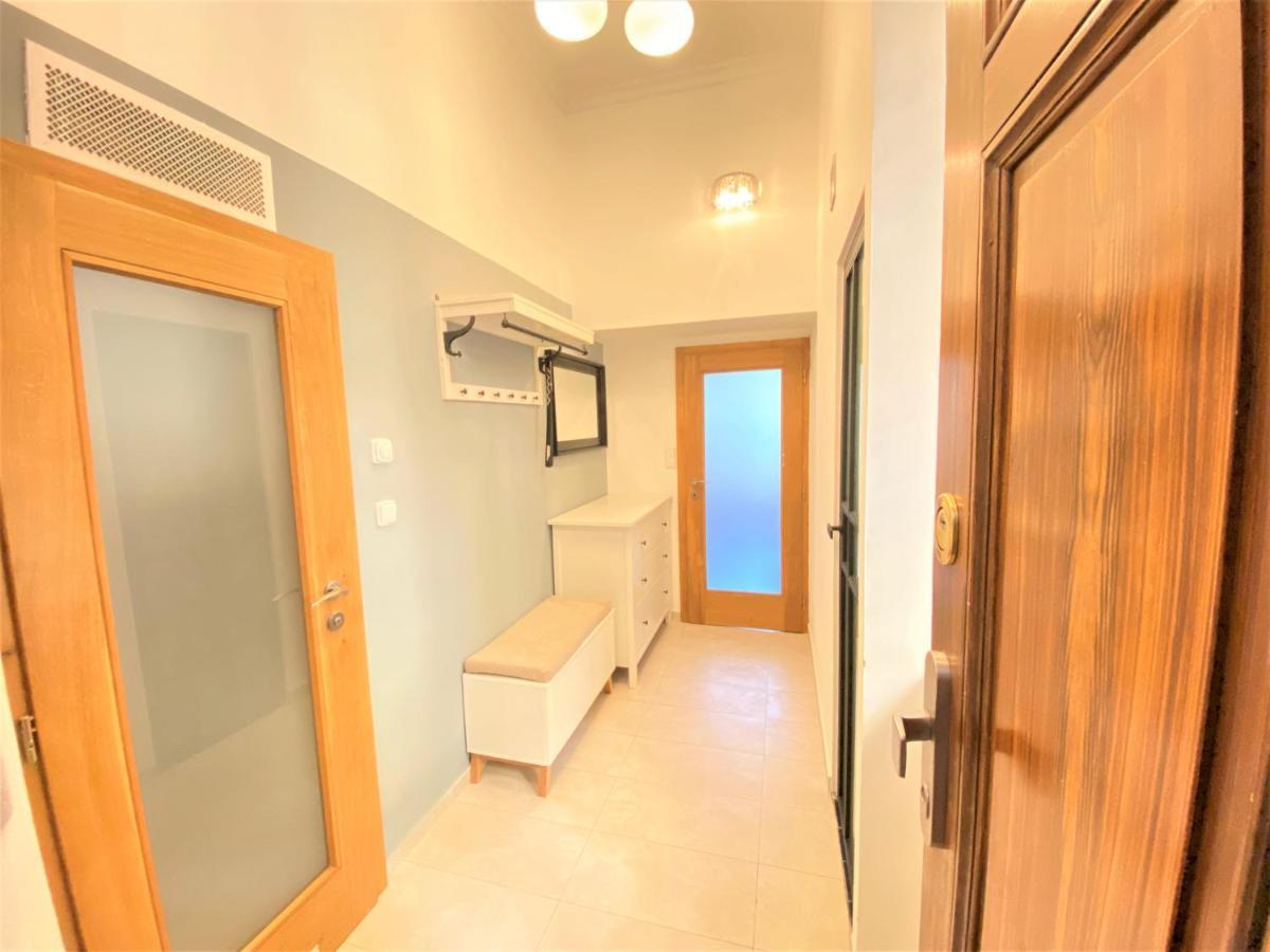 Black Eagle Apartments Πράγα Εξωτερικό φωτογραφία