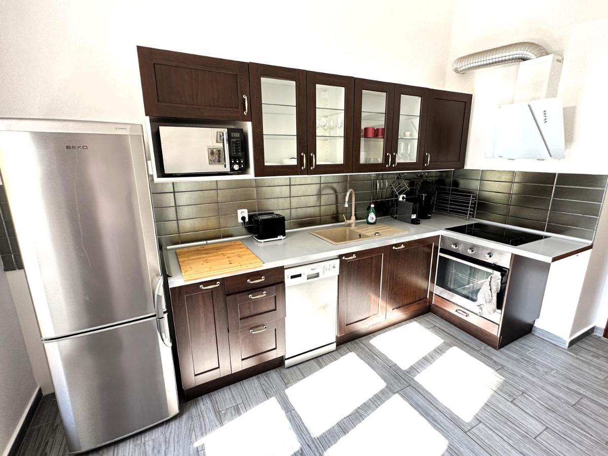 Black Eagle Apartments Πράγα Εξωτερικό φωτογραφία